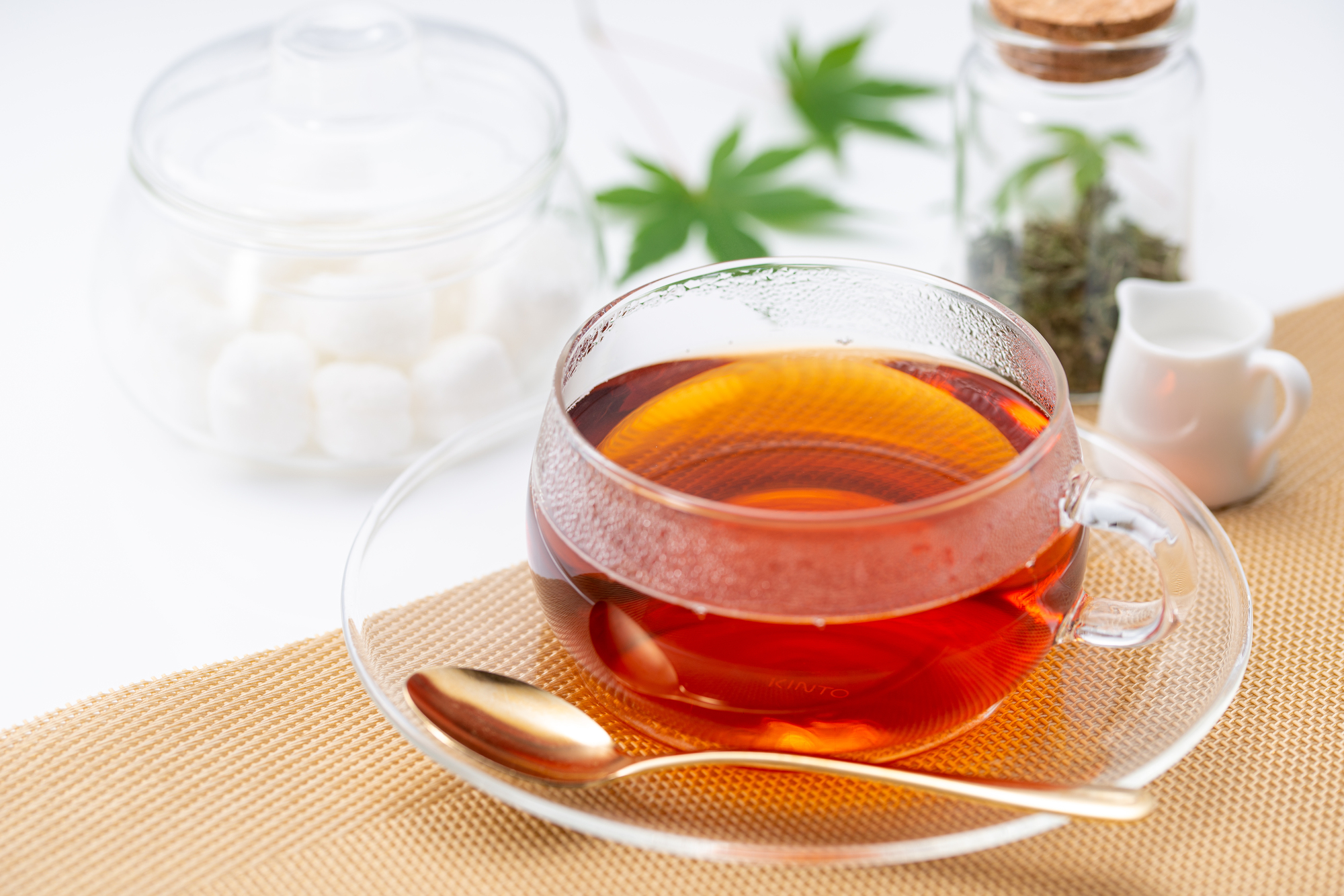 紅茶に含まれるカフェイン量とは